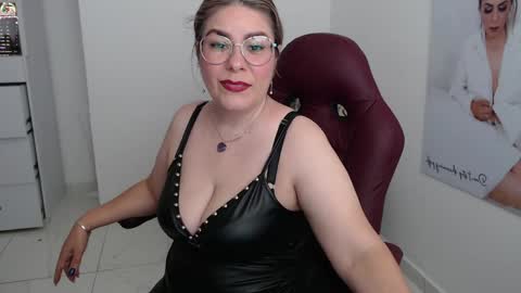 Diva online show from December 2024 01:52:02 PM