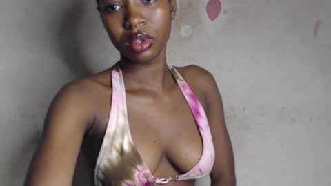 Bella online show from April 2026 08:01:02 AM