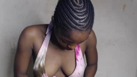 Bella online show from April 2026 07:24:01 AM