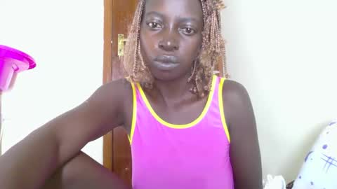 Snapshot of wet_pussy2025 chatting on December 2025 12:18:02 AM wet_pussy2025 online show from December 2025 12:18:02 AM