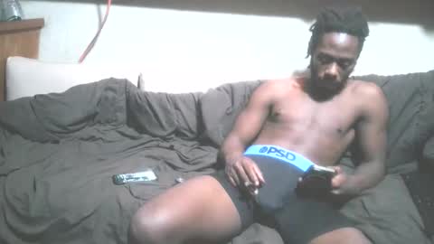 Snapshot of wetdreamsz101 chatting on November 2025 04:48:02 AM wetdreamz101 online show from November 2025 04:48:02 AM