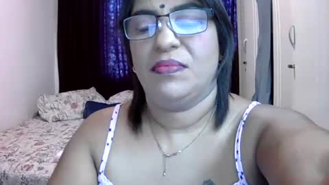 Snapshot of wetindian1971 chatting on February 2026 12:42:01 PM kavita online show from February 2026 12:42:01 PM