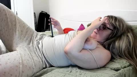 Amy online show from February 2025 08:31:01 PM