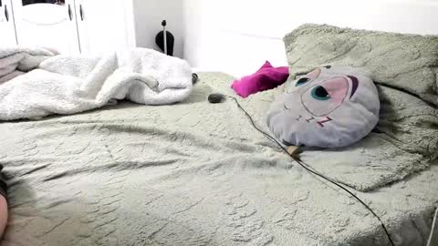 Amy online show from September 2025 06:46:01 AM