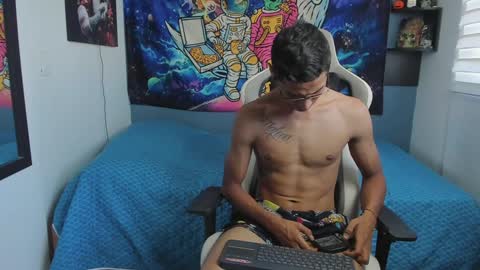 Snapshot of wexx_ chatting on January 2025 09:54:01 PM wex online show from January 2025 09:54:01 PM