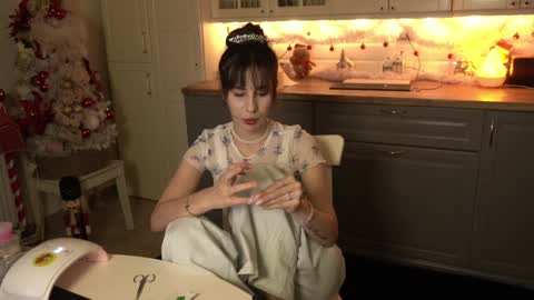 Snapshot of whats_her_name chatting on December 2024 08:56:01 PM Victoria Maria online show from December 2024 08:56:01 PM