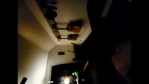 Snapshot of whilstlywandering chatting on April 2026 04:32:01 AM whilstlywandering online show from April 2026 04:32:01 AM