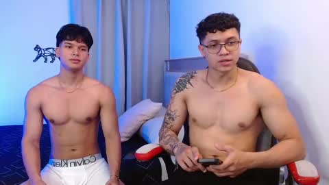 Snapshot of whipped_ripped chatting on October 2025 02:04:01 PM whipped_ripped online show from October 2025 02:04:01 PM