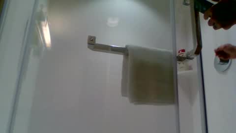 whiskerbiscuit_69 online show from January 2025 08:31:02 PM