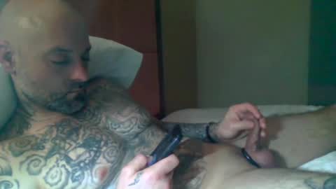 whiskerbiscuit_69 online show from January 2025 03:52:01 AM