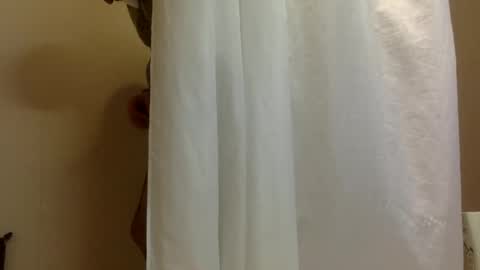 whiskerbiscuit_69 online show from January 2025 02:35:01 PM