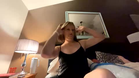 Snapshot of whisperlace chatting on October 2025 06:22:02 AM Whisper online show from October 2025 06:22:02 AM