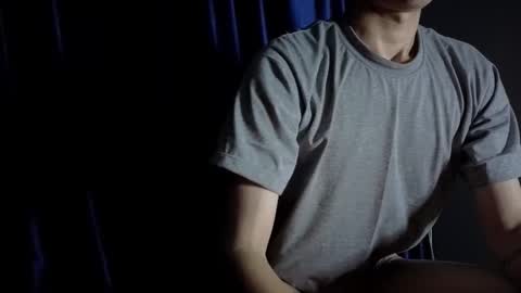 whispero_o online show from November 2025 10:44:02 PM