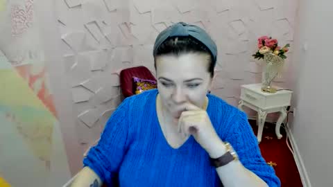 Snapshot of white__queen_ chatting on June 2026 07:47:02 AM white__queen_ online show from June 2026 07:47:02 AM