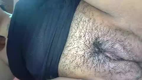 Snapshot of white_sexy_ chatting on December 2024 10:37:01 PM white_sexy_ online show from December 2024 10:37:01 PM