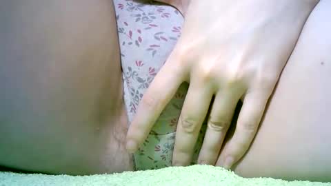 Love online show from November 2025 04:50:01 PM