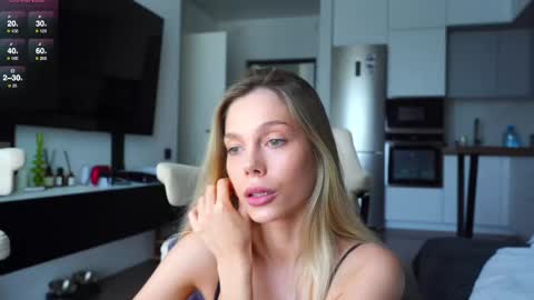 Snapshot of whitebanny chatting on May 2026 09:49:02 AM Kate online show from May 2026 09:49:02 AM