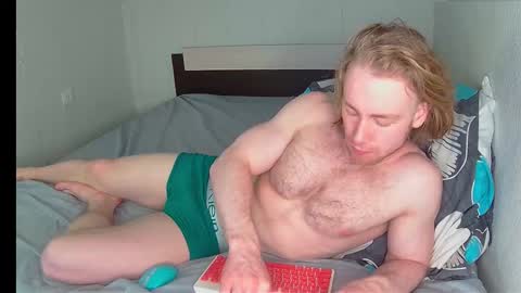 whitebars22 online show from March 2026 05:11:01 AM