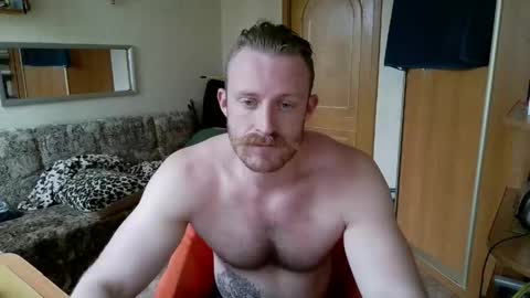 Snapshot of whitebull97 chatting on May 2026 12:45:02 PM WhiteBull online show from May 2026 12:45:02 PM