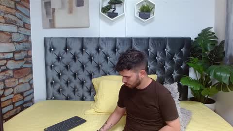 Dylan white online show from February 2025 05:29:02 PM