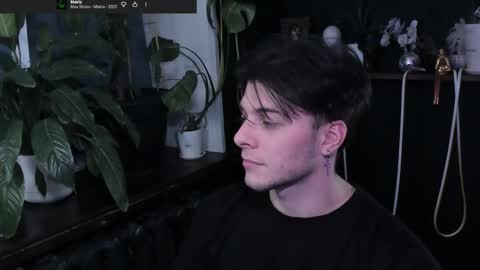 Gus online show from December 2025 09:08:02 PM