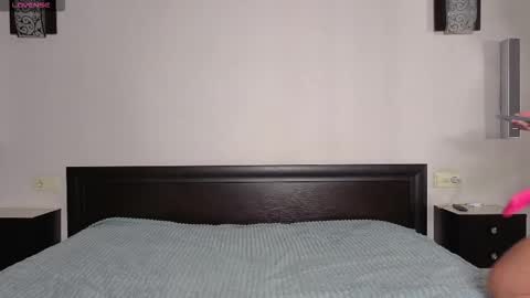 ASK ME  online show from September 2025 09:44:01 AM