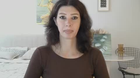 White Queen online show from June 2026 06:14:01 AM