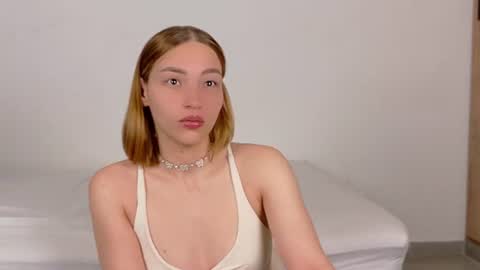 Snapshot of whitesun_01 chatting on June 2026 01:15:01 PM WhiteSun online show from June 2026 01:15:01 PM