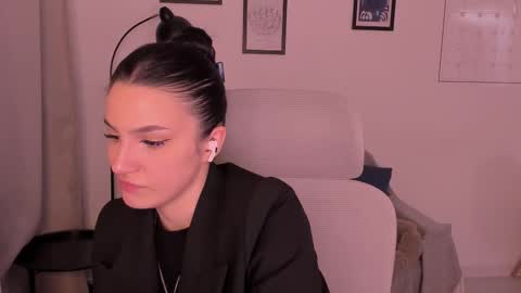 Snapshot of whoislulu chatting on March 2026 03:51:01 PM whoislulu online show from March 2026 03:51:01 PM