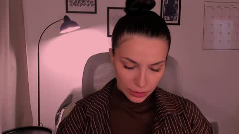 Snapshot of whoislulu chatting on March 2026 07:40:01 PM whoislulu online show from March 2026 07:40:01 PM