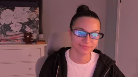 Snapshot of whoislulu chatting on May 2026 08:49:01 PM whoislulu online show from May 2026 08:49:01 PM