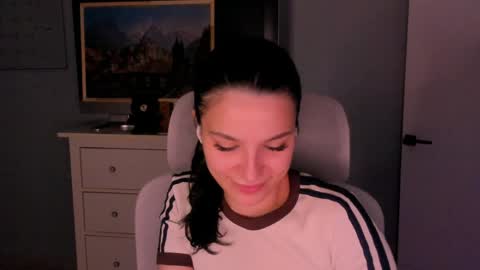 Snapshot of whoislulu chatting on May 2026 09:53:01 PM whoislulu online show from May 2026 09:53:01 PM
