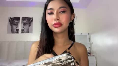 Sofia online show from June 2026 11:01:02 AM