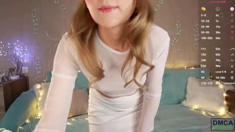 Snapshot of wild_berrrie chatting on February 2025 07:16:01 PM Alice online show from February 2025 07:16:01 PM