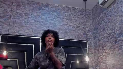 wild_firee_ online show from March 2026 07:49:02 PM