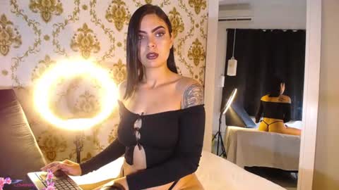 Snapshot of wild_lunaa chatting on June 2026 01:03:02 PM Call me Luna online show from June 2026 01:03:02 PM