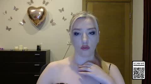 Alina online show from April 2026 06:34:01 PM