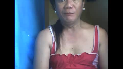 wild_sunflower11 online show from October 2025 11:14:01 PM