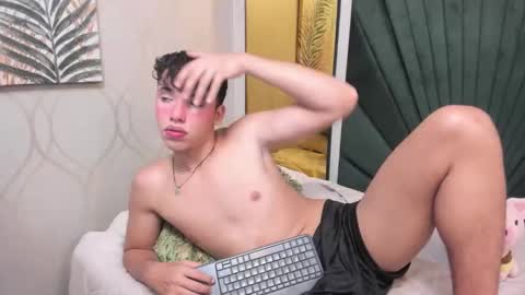 Sebas   online show from January 2026 02:13:01 AM