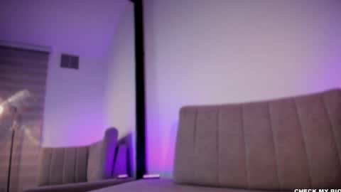 Snapshot of wilddesiree_ chatting on May 2026 11:45:02 PM WildDesire online show from May 2026 11:45:02 PM