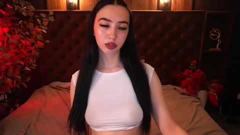 Alena online show from November 2025 06:40:02 AM