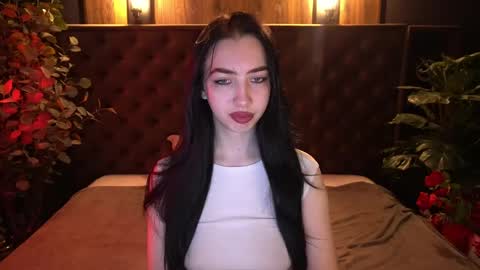 Alena online show from April 2026 05:40:01 AM