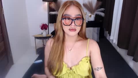 Snapshot of wildsassy0719 chatting on January 2025 12:38:02 AM shea online show from January 2025 12:38:02 AM