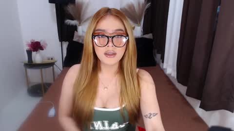 Snapshot of wildsassy0719 chatting on January 2025 05:15:02 AM shea online show from January 2025 05:15:02 AM