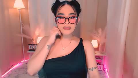Snapshot of wildsassy0719 chatting on October 2025 12:39:02 AM shea online show from October 2025 12:39:02 AM