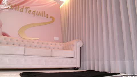 Lili online show from March 2026 07:53:01 PM