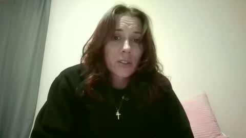 Penny online show from November 2025 04:07:02 AM