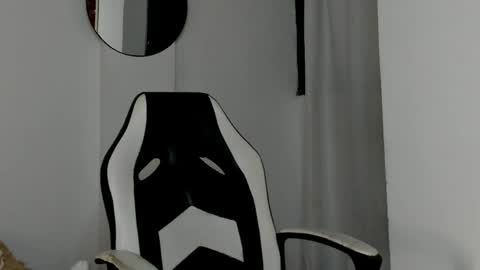 will_ferrari300 online show from March 2026 04:52:02 AM