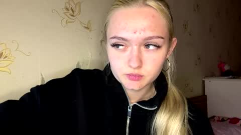 Sophia online show from April 2026 03:21:01 PM