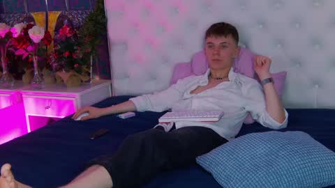 Snapshot of william_ross chatting on January 2025 11:25:01 AM will online show from January 2025 11:25:01 AM